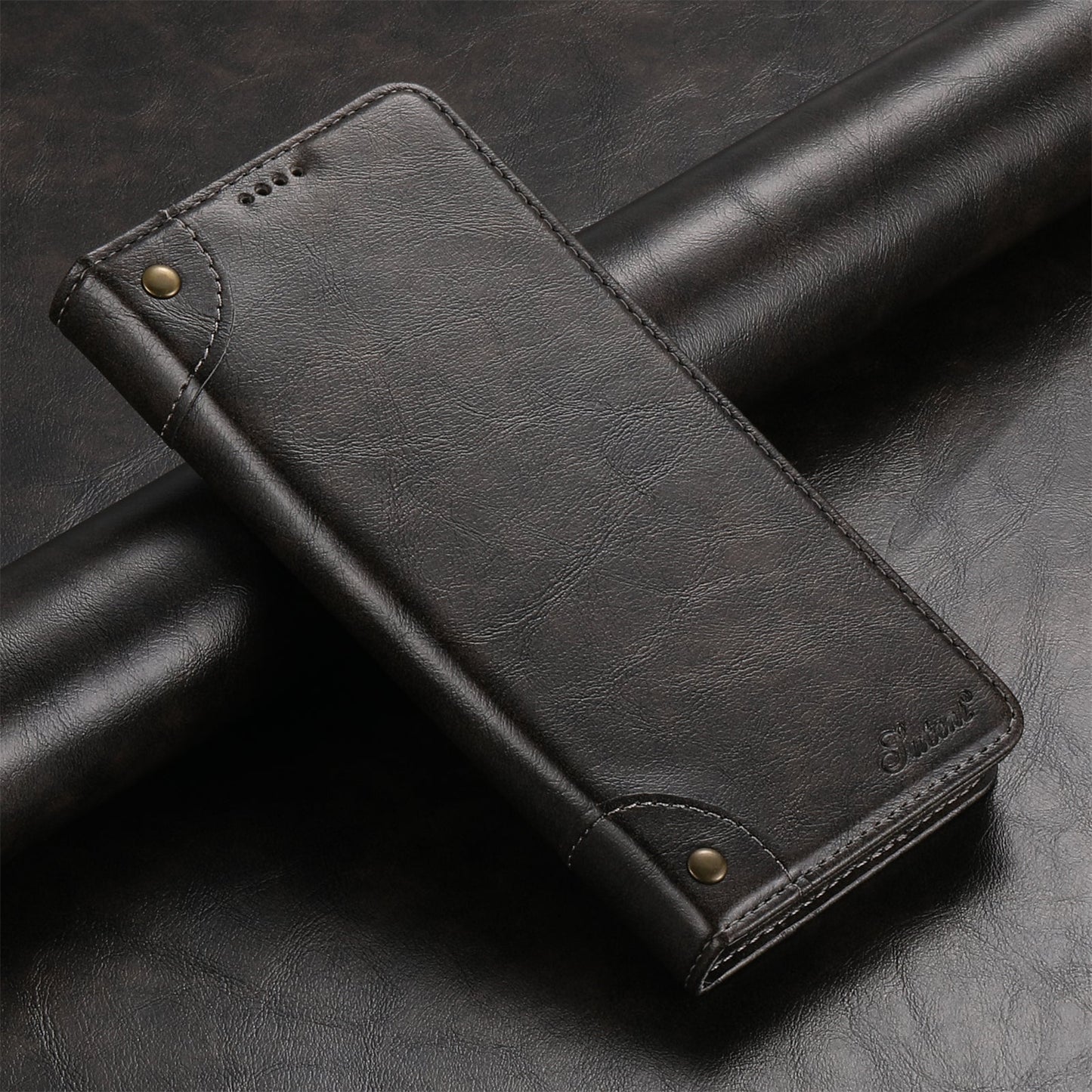 Vintage Leather Flip Wallet Phone Case with Card Slots for Samsung Galaxy S25+