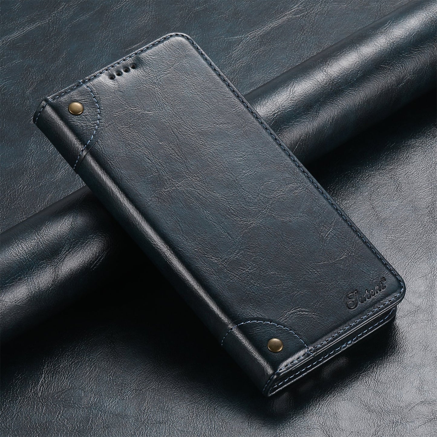 Vintage Leather Flip Wallet Phone Case with Card Slots for Samsung Galaxy S25+